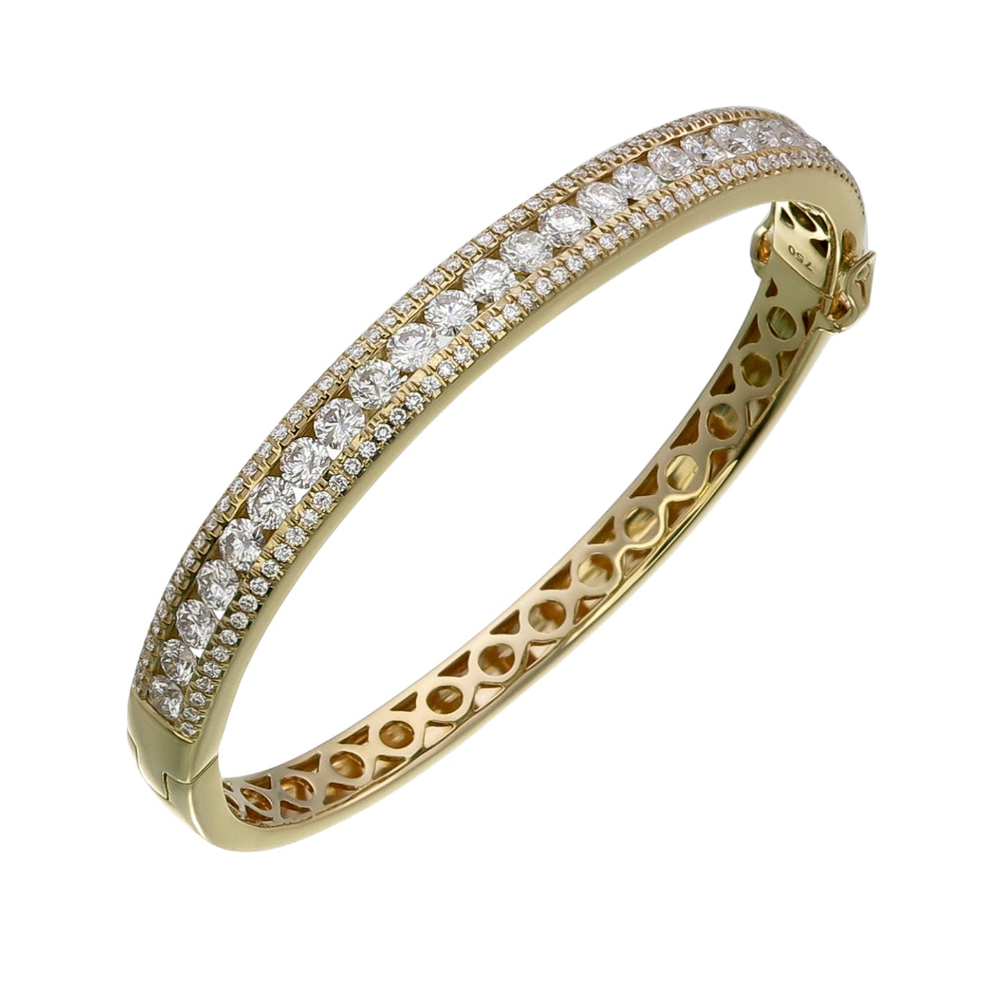 Elegant 18K Gold Diamond Bangle Bracelet